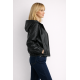 Czarna skórzana kurtka damska z kapturem KURDS-0412-99(W26)