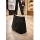 Torebka skórzana damska w czarnym kolorze Verso 4750