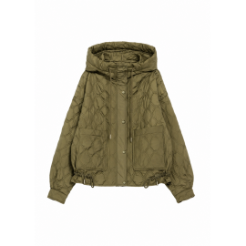 Oliwkowa krótka pikowana kurtka oversize KURDT-0660-8D(W26)