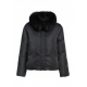 Czarna zimowa kurtka damska z futrem naturalnym KURDT-0593-99(Z26)